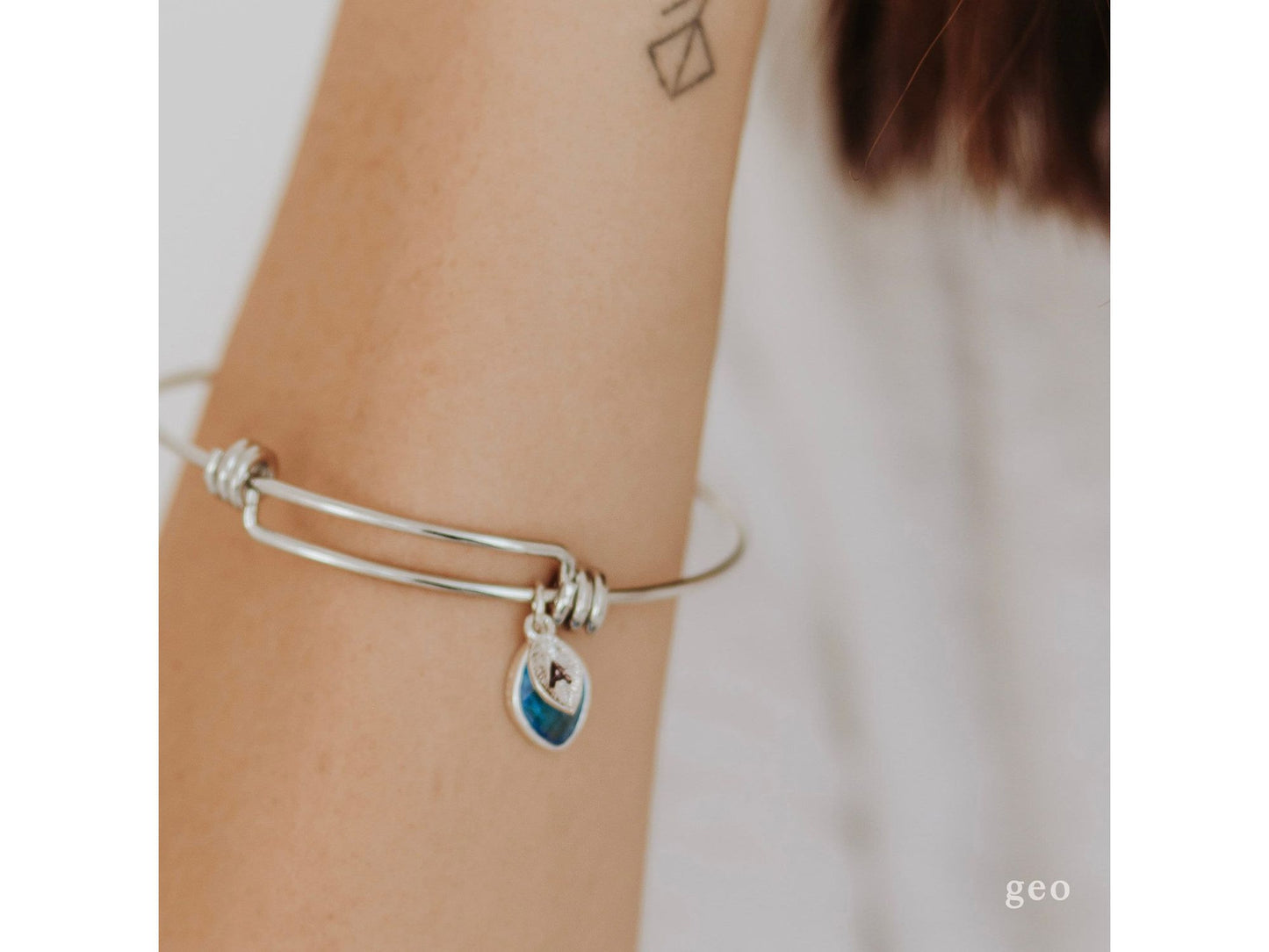 Personalized Family Tree Bracelet for Mom Custom Gift Handmade Birthstone Jewelry Nana Charm Bracelet Mother of the Bride and Groom Gift