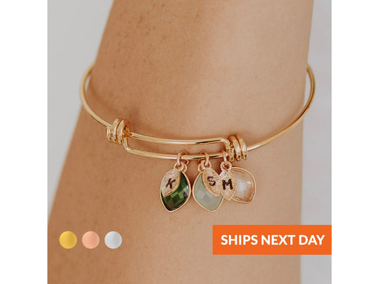 Personalized Family Tree Bracelet for Mom Custom Gift Handmade Birthstone Jewelry Nana Charm Bracelet Mother of the Bride and Groom Gift